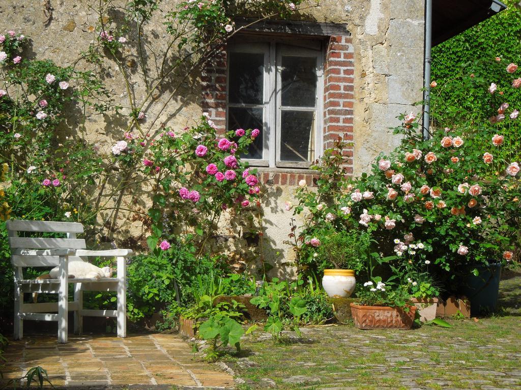 Bed and Breakfast Carrefour De L'Ormeau Mondoubleau Екстер'єр фото